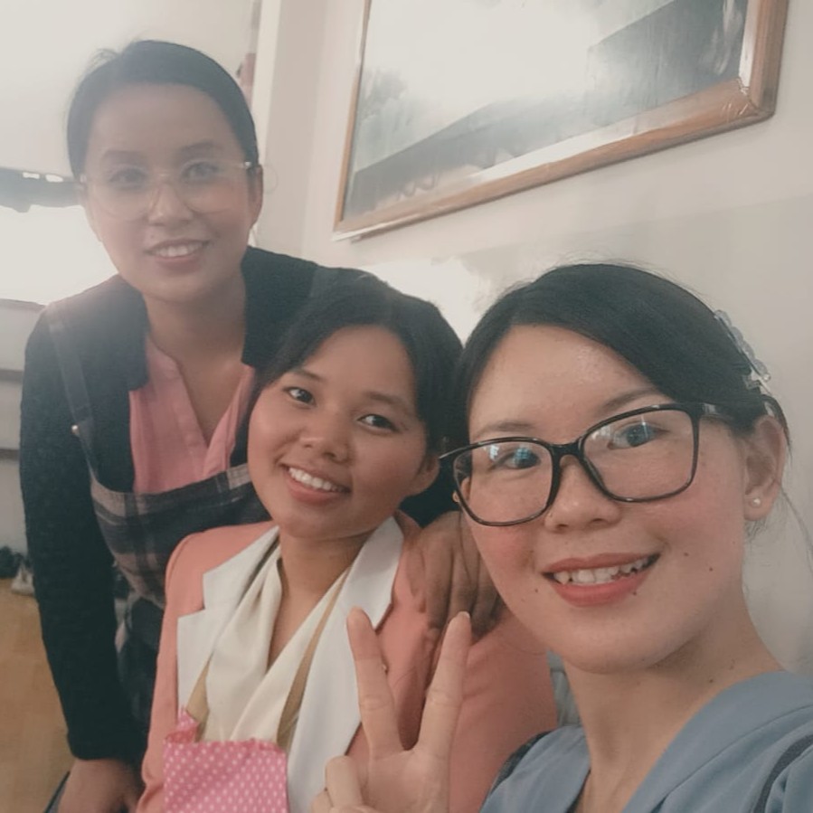 Friends moment
